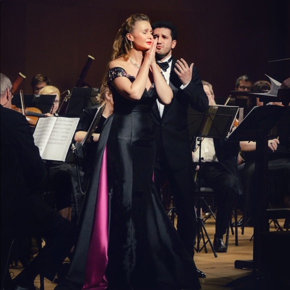 Meet your Posher, Yulia - Picture 1 of 3